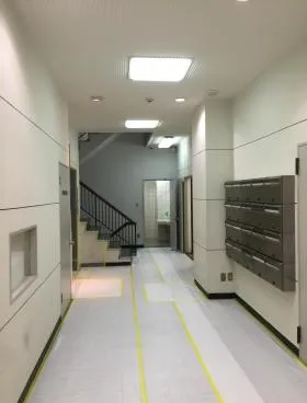 ニュー八重洲ビルの外観