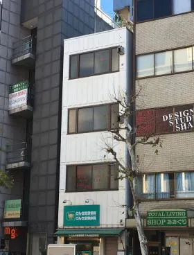南大塚ビルの外観