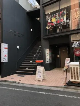 アーバンテラス青山ビルの外観