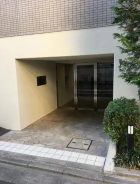 パークホームズ巣鴨セントラルアヴェニュービルの外観