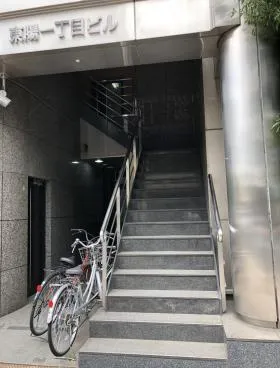 東陽1丁目ビルの外観