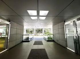 芝大門センタービルの外観