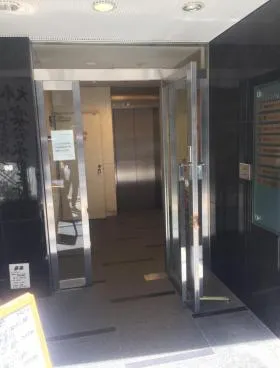 Grandir日本橋小伝馬町(旧)ハニー小伝馬町の外観