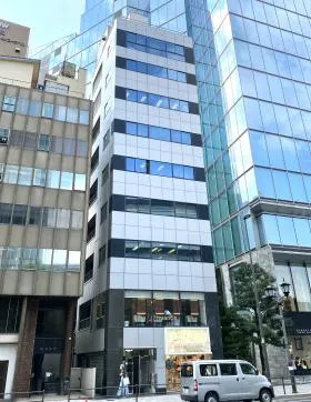 銀嶺ビルの外観