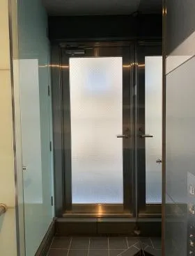 銀嶺ビルの外観