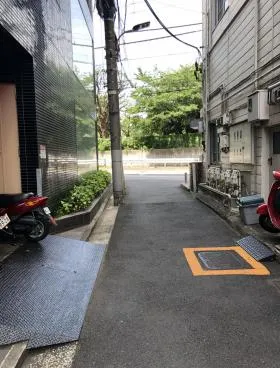 西麻布来山ビルの外観