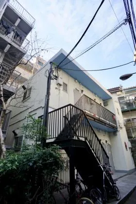 コーポ円山ビルの外観