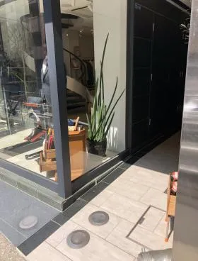 グロー青山ビルの外観