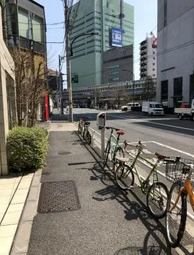 グロー青山ビルの外観