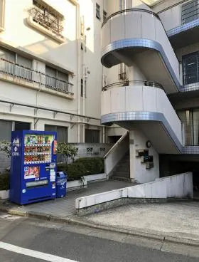 グランデコール柿の木坂の外観