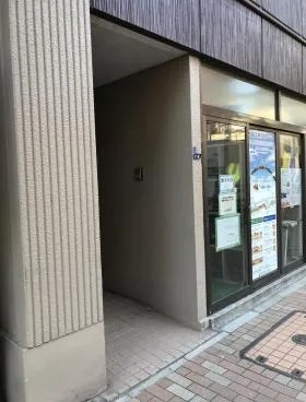 鈴木ビルの外観