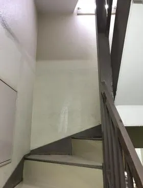 鈴木ビルの外観