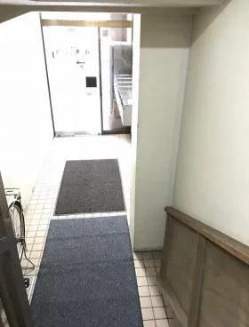 鈴木ビルの外観