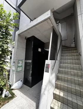 NKビルの外観