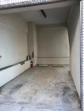 ウィスマ神山町ビルの外観