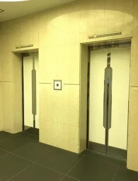 茅場町一丁目(旧日本生命茅場町)ビルの外観