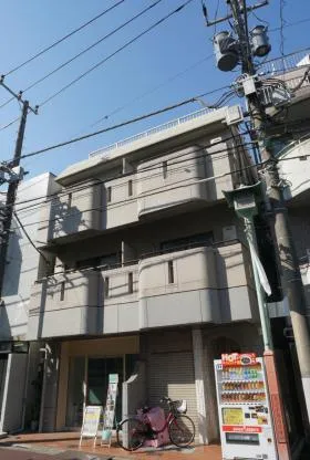 シャトーレ関根ビルの外観