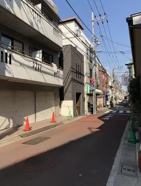 シャトーレ関根ビルの外観