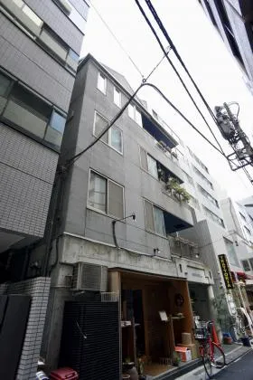 アミハルビルの外観