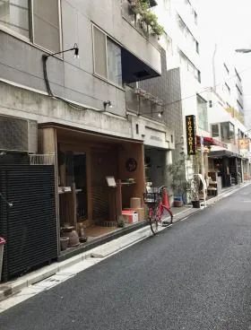 アミハルビルの外観