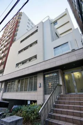日本歯科商連ビルの外観