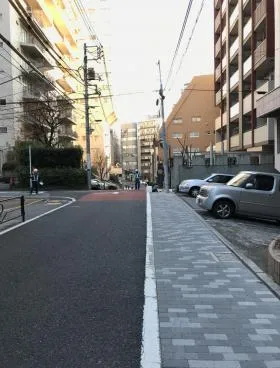日本歯科商連ビルの外観