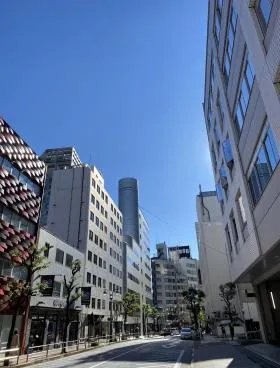 丸栄・慶雲館ビルの外観