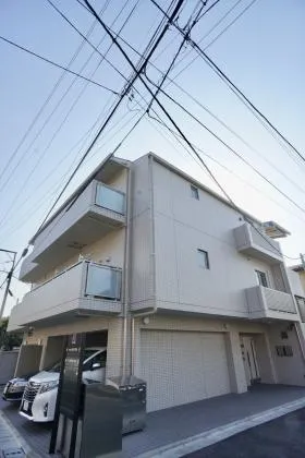アペックス・都立大の外観
