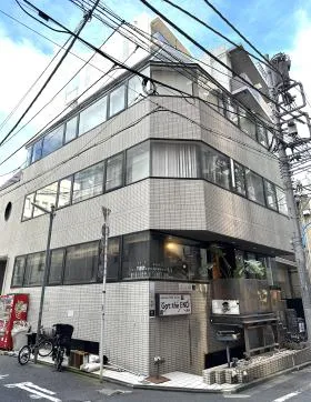 四谷Xeビルの外観