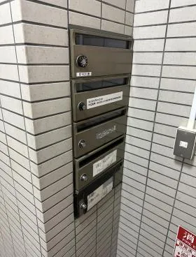 四谷Xeビルの外観