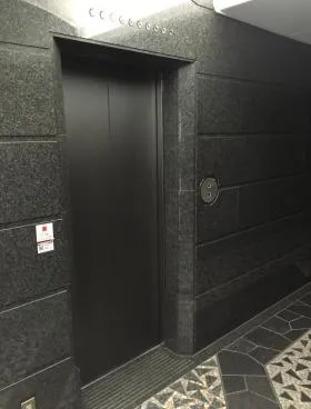 VORT箱崎(旧TSI箱崎)の外観