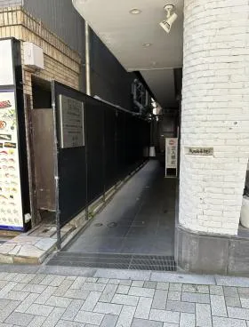龍公亭の外観