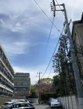 麻布コーポラスビルの外観