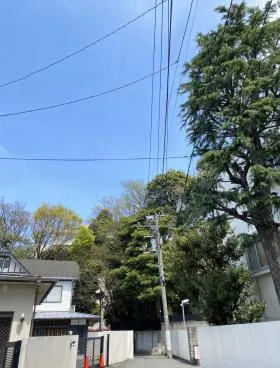 麻布コーポラスビルの外観