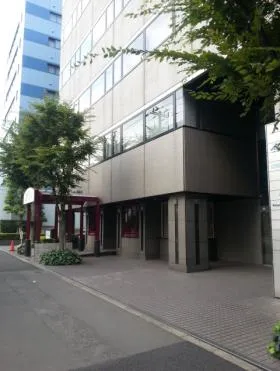 港南パークビルの外観