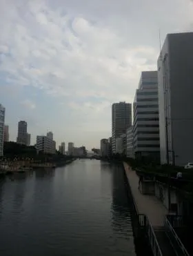 港南パークビルの外観