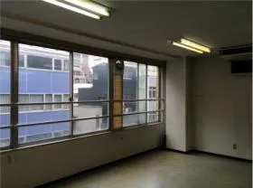 KUS日本橋小伝馬町ビルの外観