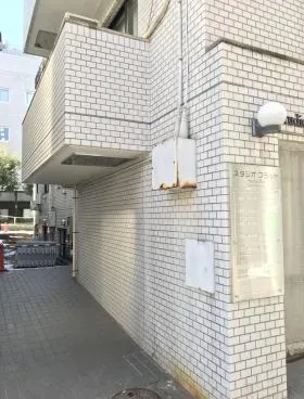 スタジオフラットの外観
