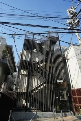 日新ビルの外観