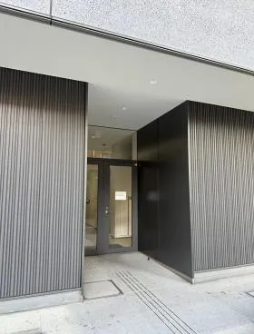 小田急西新宿O-PLACEの外観