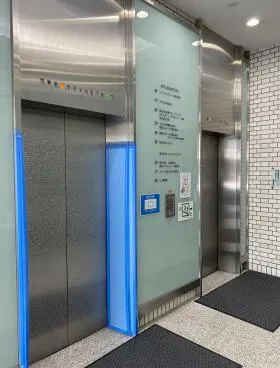 さくら堀留ビルの外観