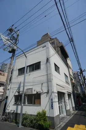 宿谷倉庫の外観