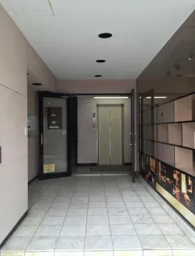 第2渡辺ビルの外観