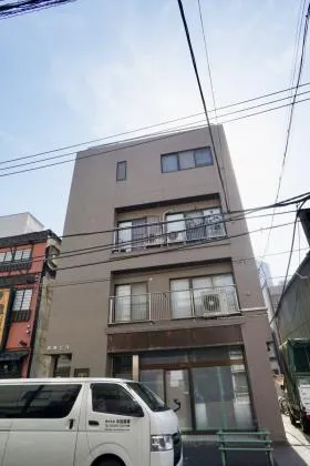 岡崎ビルの外観