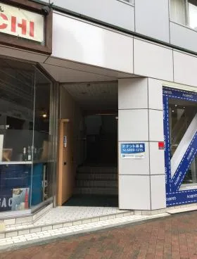 黒岩ビルの外観