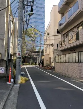 バーナードハウスビルの外観