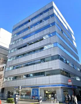 KDX新橋ビルの外観