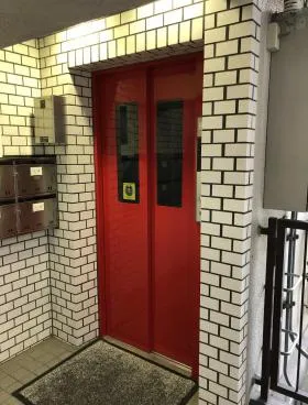 入澤ビルの外観