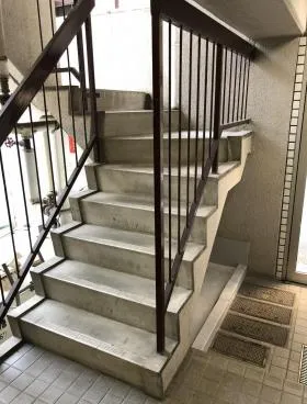 入澤ビルの外観