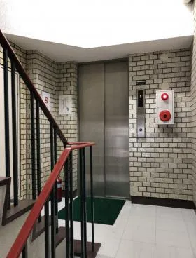 第一コンドウ交栄ビルの外観